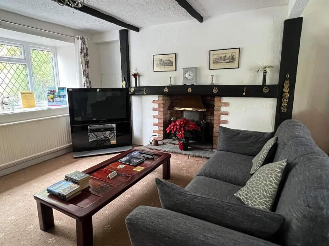 Cwmbach Guest House Neath Eksteriør billede
