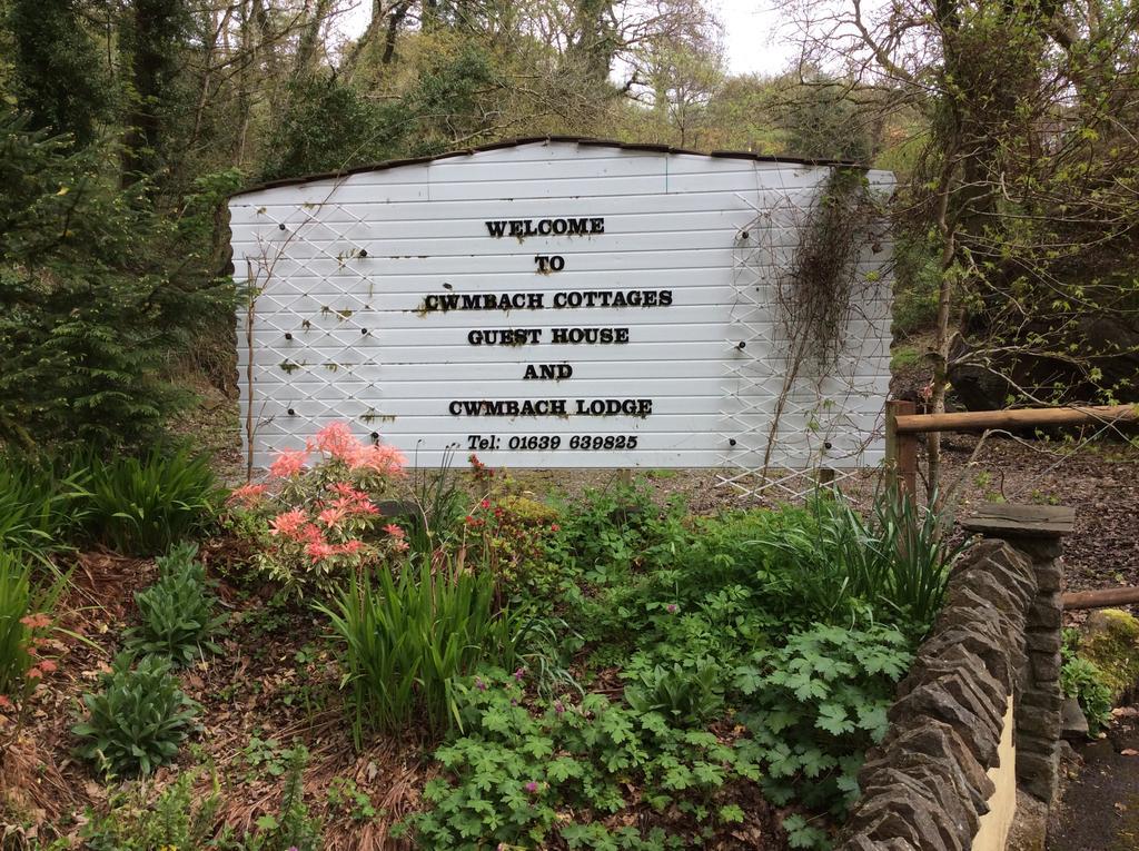 Cwmbach Guest House Neath Eksteriør billede