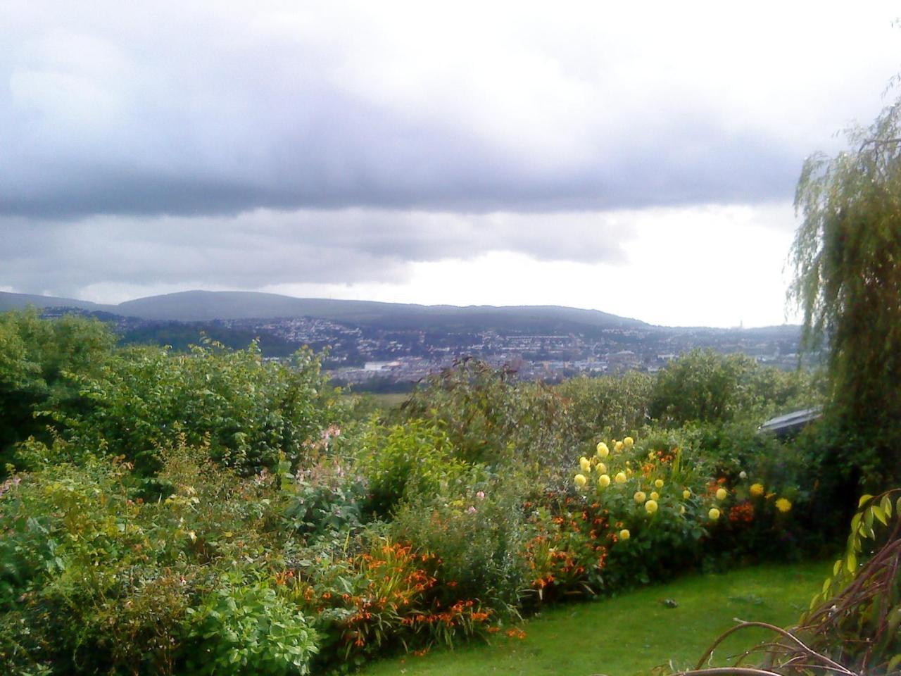 Cwmbach Guest House Neath Eksteriør billede